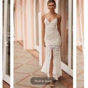 Selfie Leslie FORGET ME NOT FRONT SPLIT LACE MERMAID DRESS WHITE